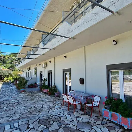 Amarandos Studios - & Marantochori