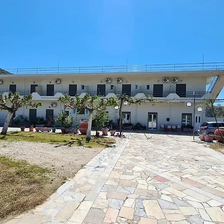 Amarandos - & Lägenhet *