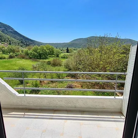 Amarandos - & Lägenhet Marandokhórion